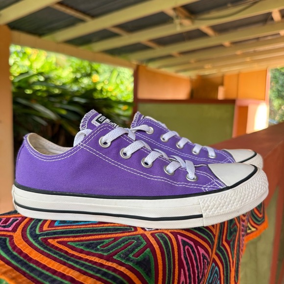 Converse Chuck Taylor All Star Low-Top Sneakers Electric Purple 137837 Womens 6‎ - Picture 6 of 7